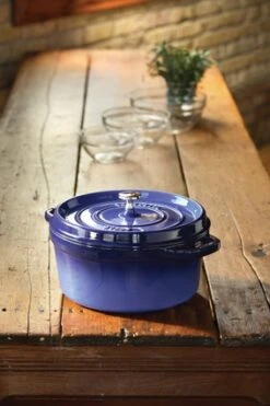 Staub Round Cocotte 2.75QT Black Matte -Chef Knife Shop 1102225 8